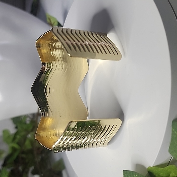 Gold Open Cuff Bracelet Zig Zag Abstract New - Picture 4 of 8